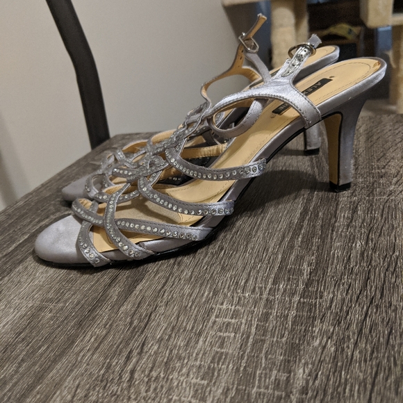 Alex Marie heels - Picture 3 of 3